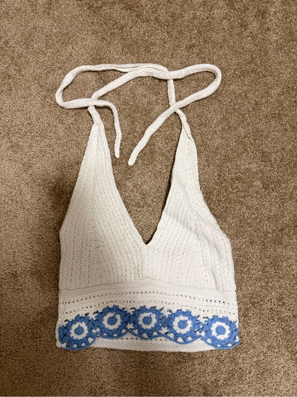 Hollister White Crochet Halter Crop Top with Blue Floral Trim. B43